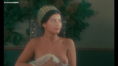 Marina Pierro, Gaëlle Legrand desnudas - Mujeres inmorales (1979) Blu-ray 1080p: ver online
