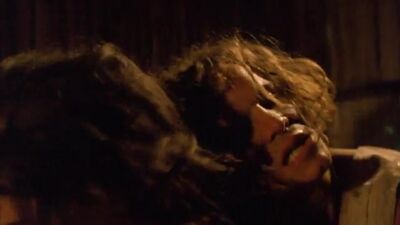 (+18) Sandra Bullock (Sandra Bullock) (escena de sexo, erotismo, escena de cama, a cuatro patas, follar, corrida, porno)