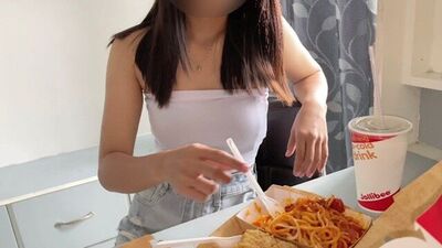Les épices ne font que réchauffer les plats, mais moi, je vais te faire bouillir de désir au lit