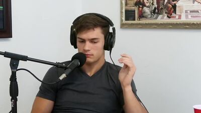 Podcast de David Mazouz avec Dylan Geick, mai 2019
