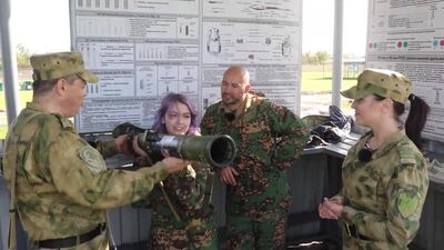 A frágil «soldado» destruiu a casa n.º 2 com um lança-granadas | Anna Demyoshkina | Teste de resistência