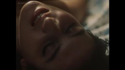 Alika Smekhova nackt im Film „Der Fall“ (1993) – Version 2