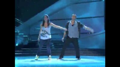 Jeanine et Phillip, Ne-Yo « Mad »