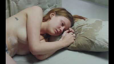 Mia Goth, Juliette Binoche desnuda - High Life (2018) HD 1080p Ver en línea / Juliette Binoche - High Life