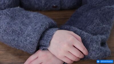 Una chica asiática tímida se ha desnudado tímidamente para ti