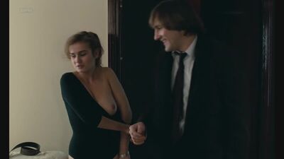 Sandrine Bonnaire desnuda - Police (Francia, 1985) 1080p Ver en línea