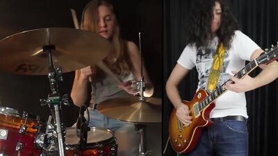 Black Dog (Versão de Led Zeppelin); Sina com Alyona e Andrei Cerbu