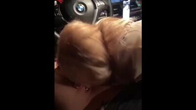 Hat im BMW einen geblasen