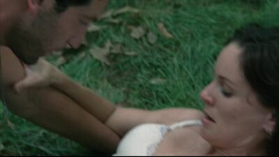 Seksowna Sarah Wayne Callies – The Walking Dead (2010) s01e02