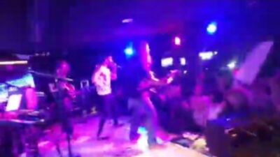 Тете Новоа Момо: Live at Live Madrid 2