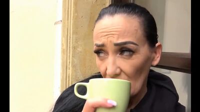 PORNO — ELA TEM 48 ANOS — UM RAPAZ FODEU UMA VELHA Videntes — porn sex milf mature — Lady Masha