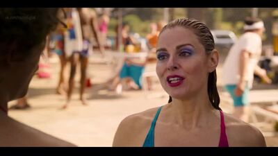 Cara Buono – Stranger Things, Staffel 3, Folge 1 (2019) HD 1080p Nackt? Sexy! Online anschauen / Cara Buono – Stranger Things