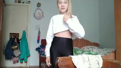Cómo convertir unos leggings viejos en unos pantalones de ciclista a la última