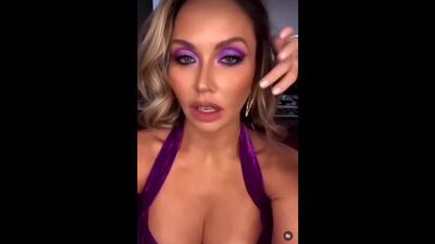 La sexy Laysan Utyasheva ti seduce con le sue tette / Depravazione da star