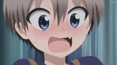 A Uzaki-chan le apetece jugar