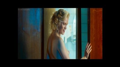 Anna Kotova nue dans le film « Zaitsev, brûle ! L'histoire d'un showman » (2010, Anton Barshchevsky)