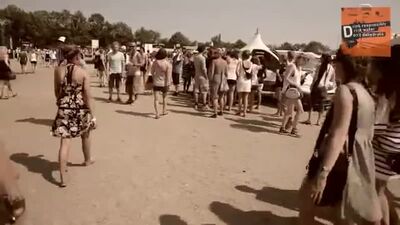 La course nue du festival de Roskilde 2010 – désormais avec un fossé rempli d'eau