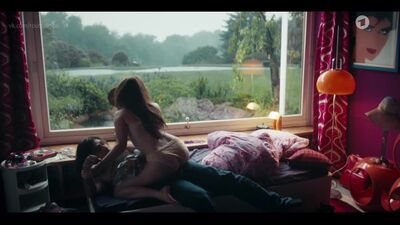Hanna Plaß, Vanessa Loibl, Maike Elena Schmidt, Katja Riemann, Ella Lee, Rocío Luz - Our Wonderful Years S02E03-06 (2023)