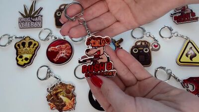 CS:GO Keychains and Pins