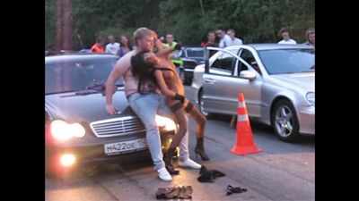 Striptease auf der Straße