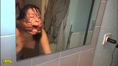 Jacquie i Michel – Adeline spotyka się z Doggy Doggiem, który ma ogromnego penisa