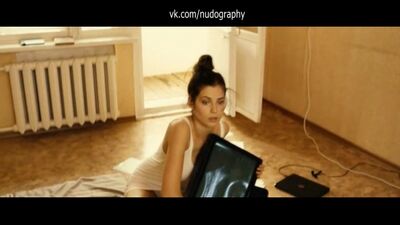 Yulia Snigir en la película «Iván el Atómico» (2012, Vasili Barkhatov)