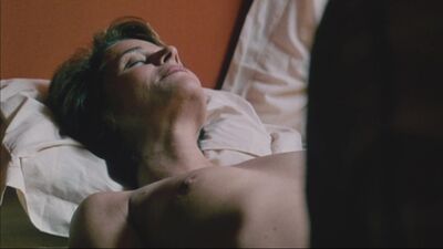 Charlotte Rampling, Ludivine Sagnier nude – Swimming Pool (2003) HD 1080p Guarda / Charlotte Rampling, Ludivine Sagnier – Swimming Pool