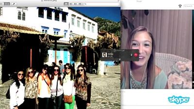 Découvrez les deux gagnantes du concours Skype « Up Close » : Shenae Grimes ! [VIDÉO] - Socialite Life2