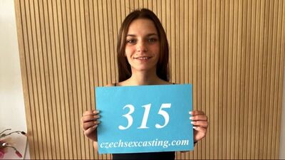 Massy-sweet-steve-q-sexy-massy-sweet-originaire-de-madrid-voulait-nous-faire-une-surprise-czechsexcasting-porncz