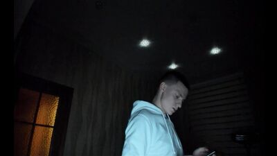 Il a éjaculé dans sa bouche pendant le stream