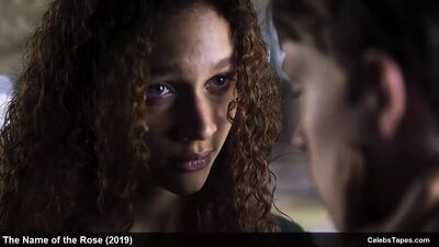 Camilla Diana, Chiara Bianchino et Nina Fotaras dans une vidéo de sexe torride