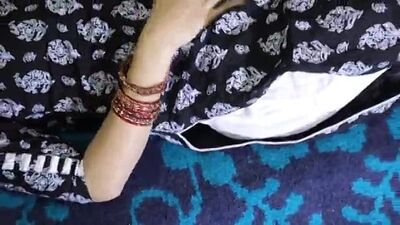 Bhabhi recién casada folla en la primera noche de bodas: sexo completo con una gran polla india, chudai desi completo con audio en hindi nítido FULL.mp4