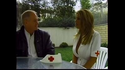 Dick Nasty baise Olivia Parrish, une infirmière au chômage - XVIDEOS.COM.mp4