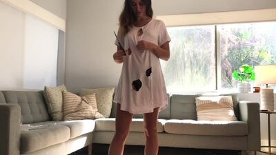 Miss Bell ASMR – Ein Hemd zerschneiden (Patreon)