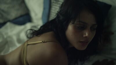 Амріта Ачарія оголена — «Я твоя» (2013) HD 720p