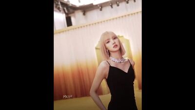 Lalisa (lisa) manoban delle Blackpink - modifica