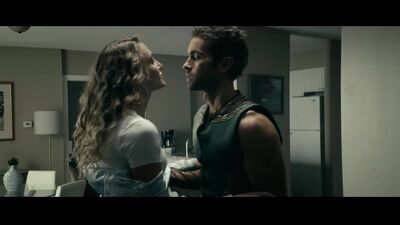 Erin Moriarty, Caitlyn Sponheimer – The Boys, Staffel 1, Folge 7 (2019) HD 1080p Nackt? Sexy! Online anschauen