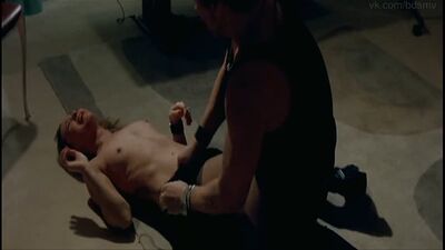 Przemoc seksualna (gwałt, rape) z filmu: „Truands” (Bandyci) – 2006 r., Ann Marivin