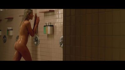 Katrina Bowden (Nacktszenen von Katrina Bowden in „Nurse 3-D“ (2013))