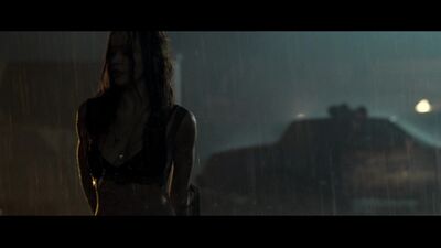 Moon Bloodgood nue - Terminator : Le Sauveur (2009) HD 1080p Regarder en ligne