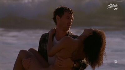 Gloria Reuben nuda - Indiscreet (1998) 1080p