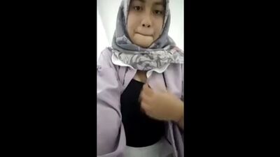 Viral: Dad’s Hijab for Ayang