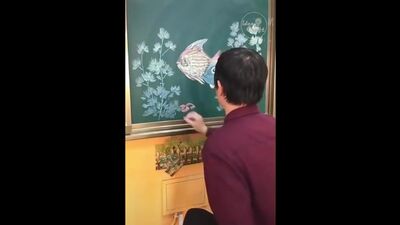 Малюнки крейдою на дошці