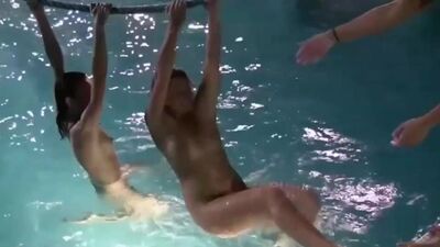 Naked Women Wet and Wild Xednorton
