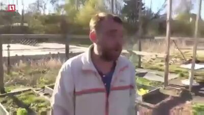 [v-s.mobi][v-s.mobi]Je m'en fous complètement de ce clochard piégé(0).mp4.mp4.mp4