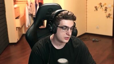 Evelone A APPRIS LA DATE À LAQUELLE JE SERAI DÉBLOQUÉ ! LES RÉPONSES À VOS QUESTIONS SUR TWITCH ! UNE NOUVELLE VOITURE