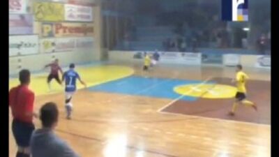 Гол у стилі Фалькао — футзал, міні-футбол, futsal