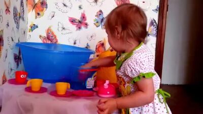 ♥ Alice, Peppa Pig, Masha et l'ours prennent le thé
