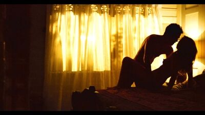Les scènes torrides d'Ana de Armas dans « Sergio » (2020)
