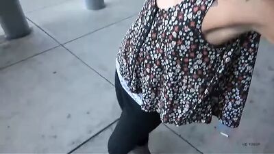 Una cita apasionada con Holly Hendrix tras un polvo intenso